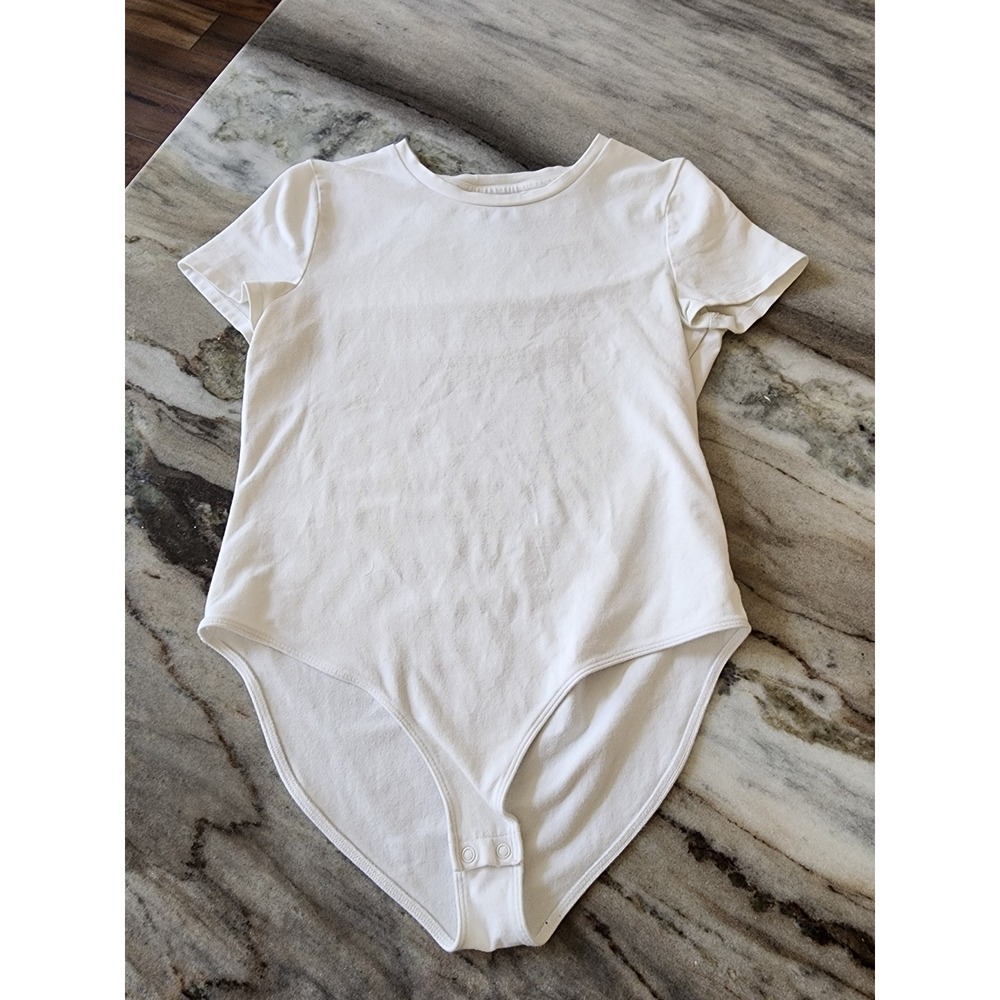 Gap Womens White Short Sleeve Crew Neck Snap Crotch Bodysuit Size L
